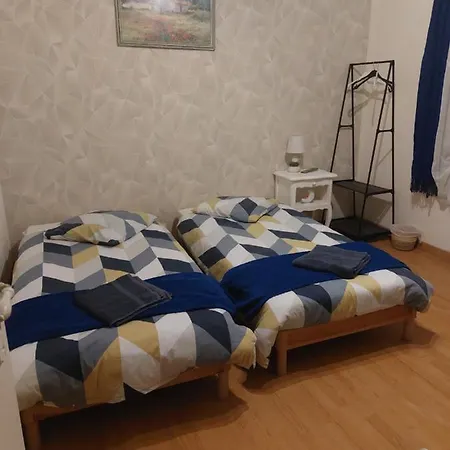 La D Iska Souge-le-Ganelon