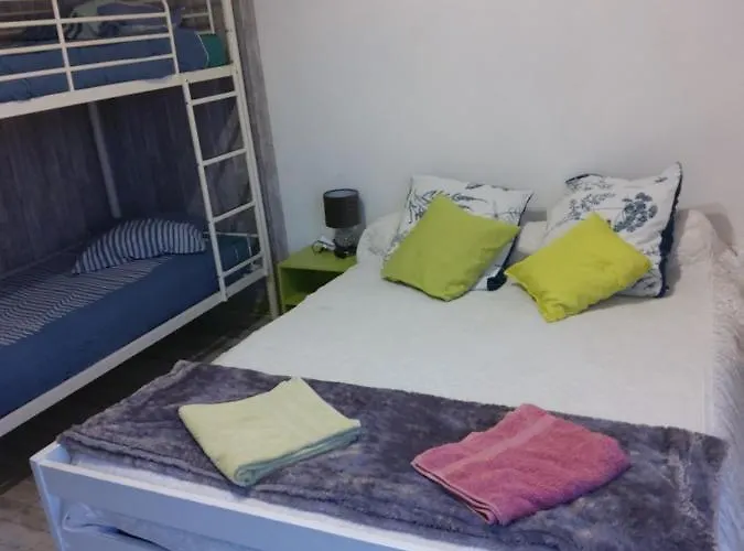 Oda ve Kahvaltı La D Iska *